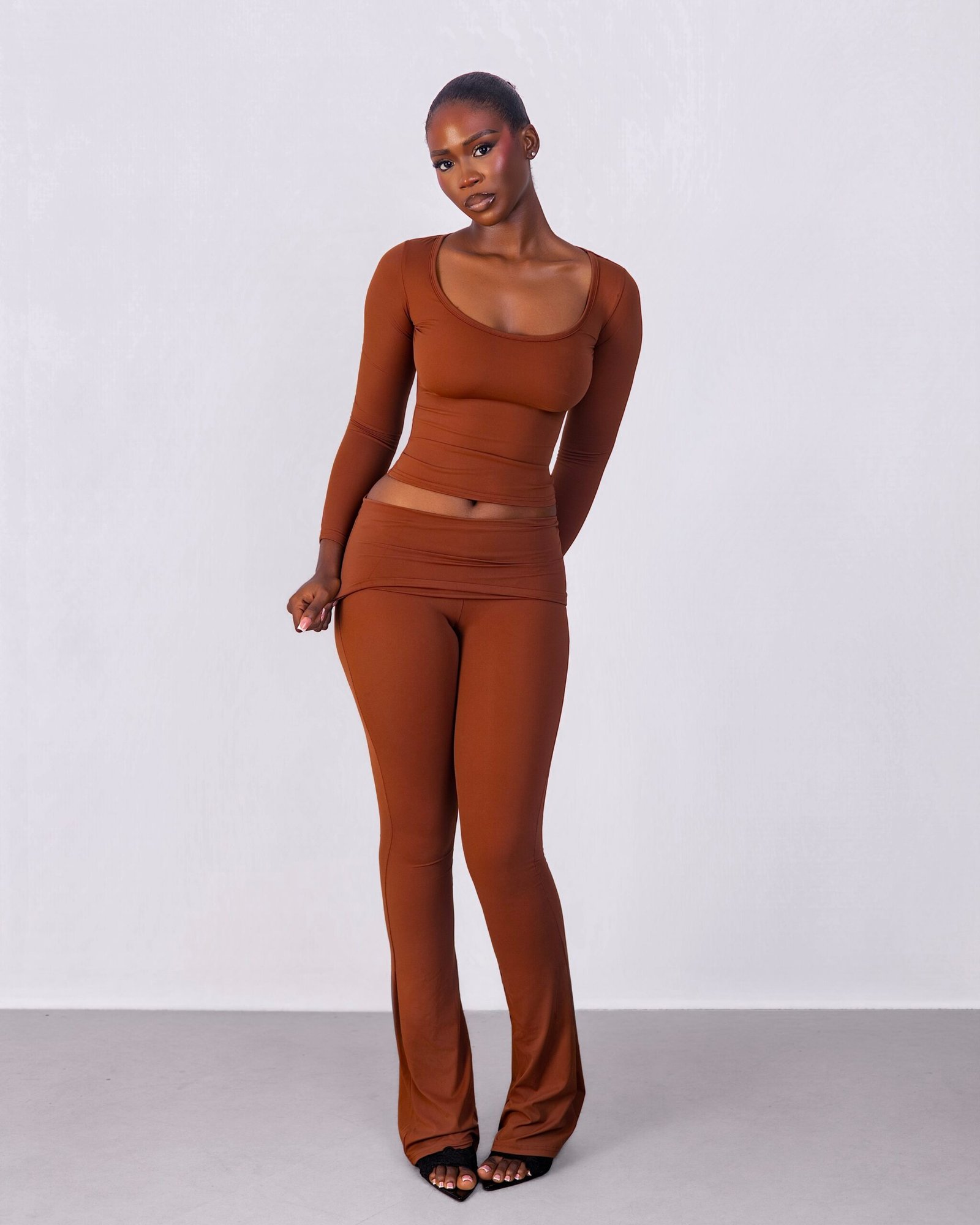 BROWN FOLD-OVER PANTS